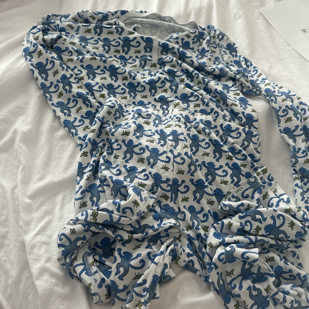 Roller Rabbit Blue Monkey Pajamas, in size: xs, in good condition